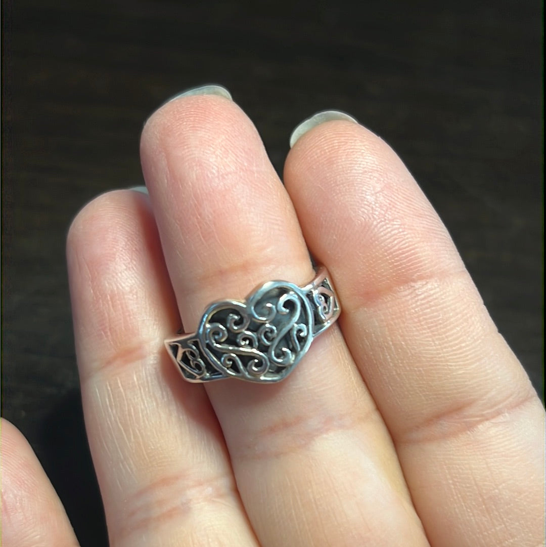 Heart Design Ring