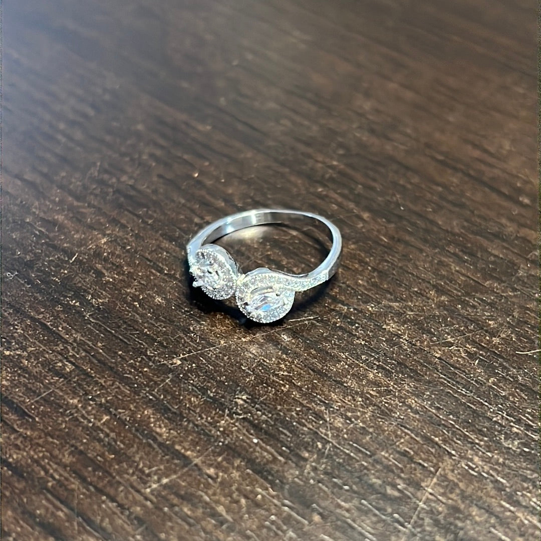 Cz infinity Style Ring