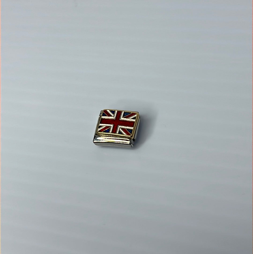 United Kingdom Italian Link Charm