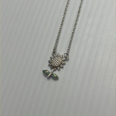 Daisy Flower Necklace