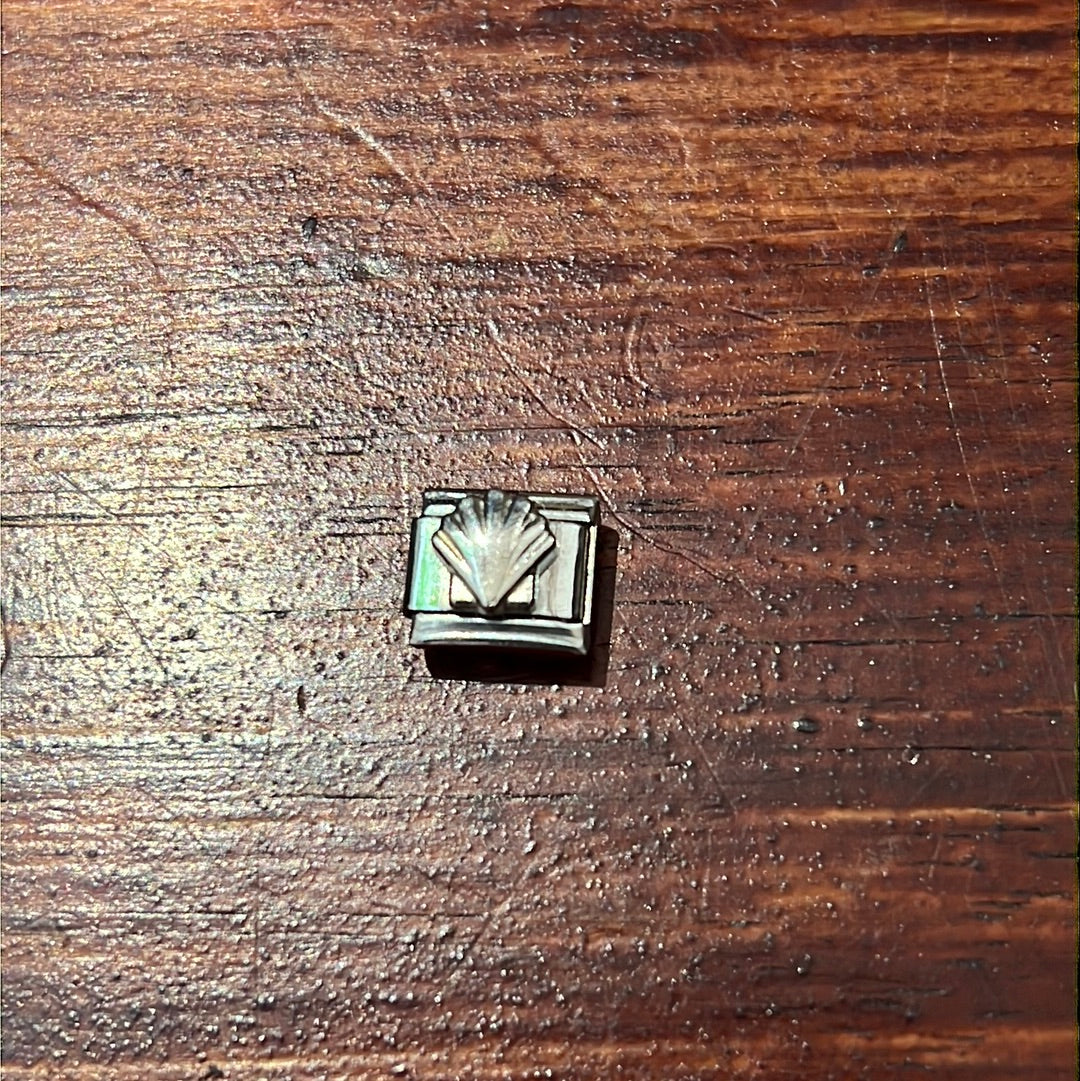 Shell Italian Link Charm