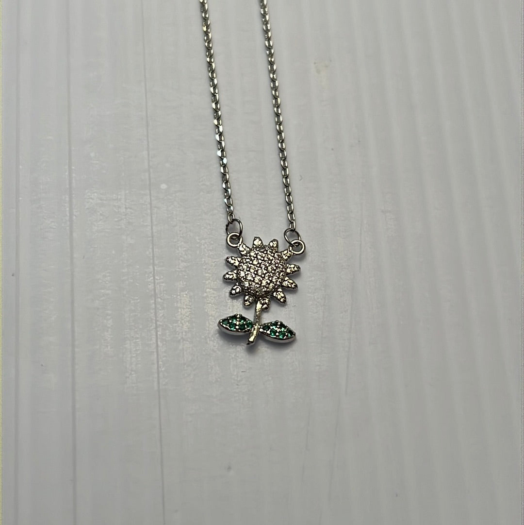 Daisy Flower Necklace