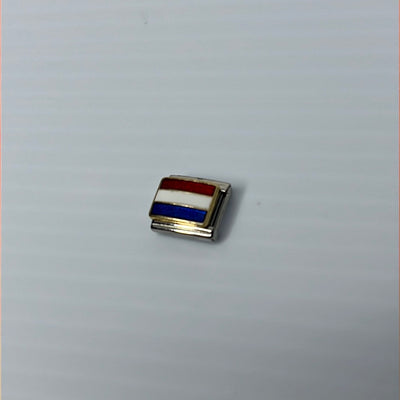 Netherlands Italian Link Charm