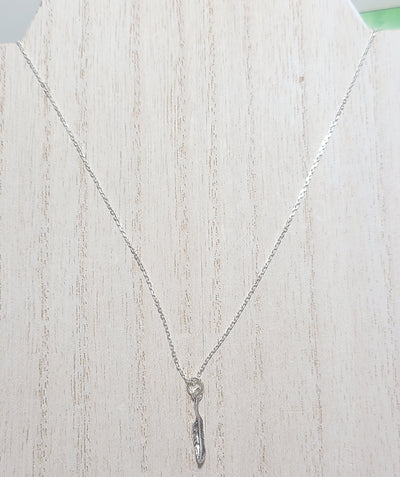 Feather Pendant Necklace