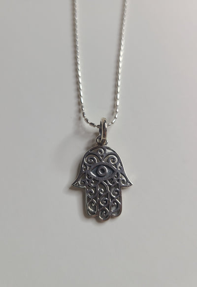 Hamsa Pendant Necklace 