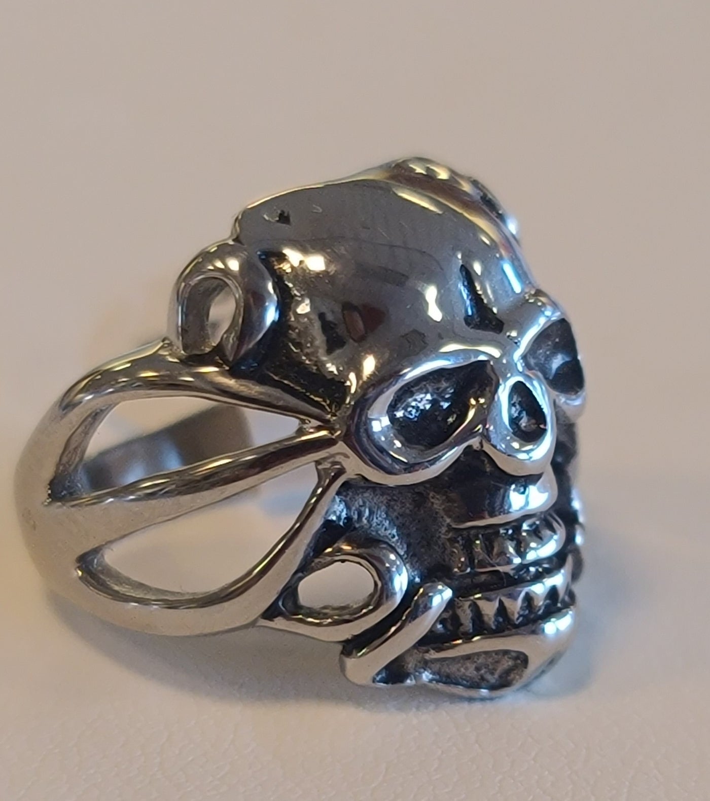Skull Ring