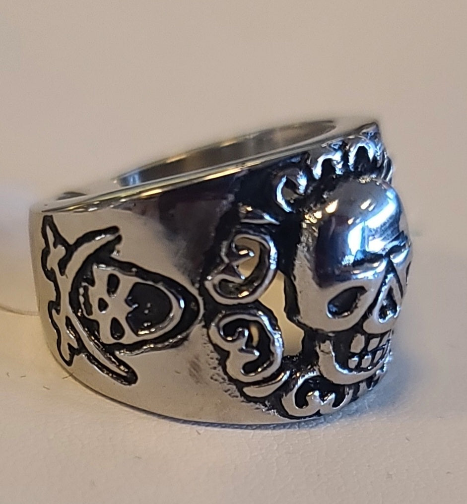 Skull Band Ring