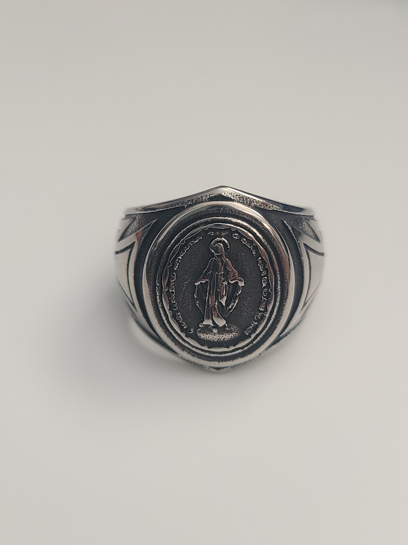 Virgen Mary Ring