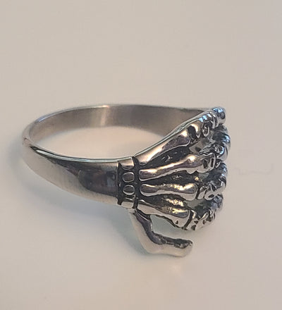 Skull Hand Ring