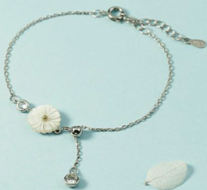 Daisy Flower Bracelet