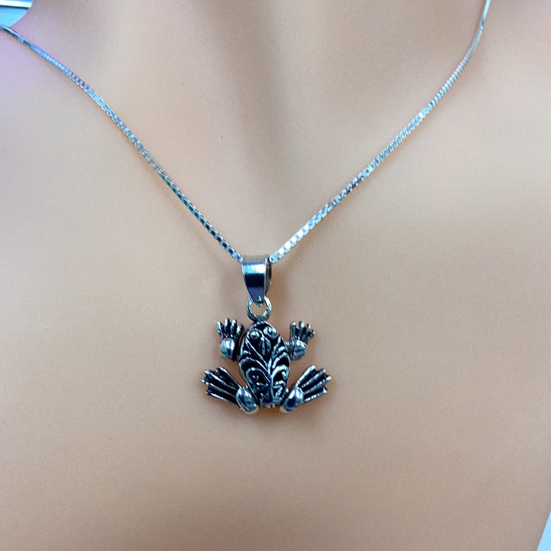 Frog Pendant Necklace