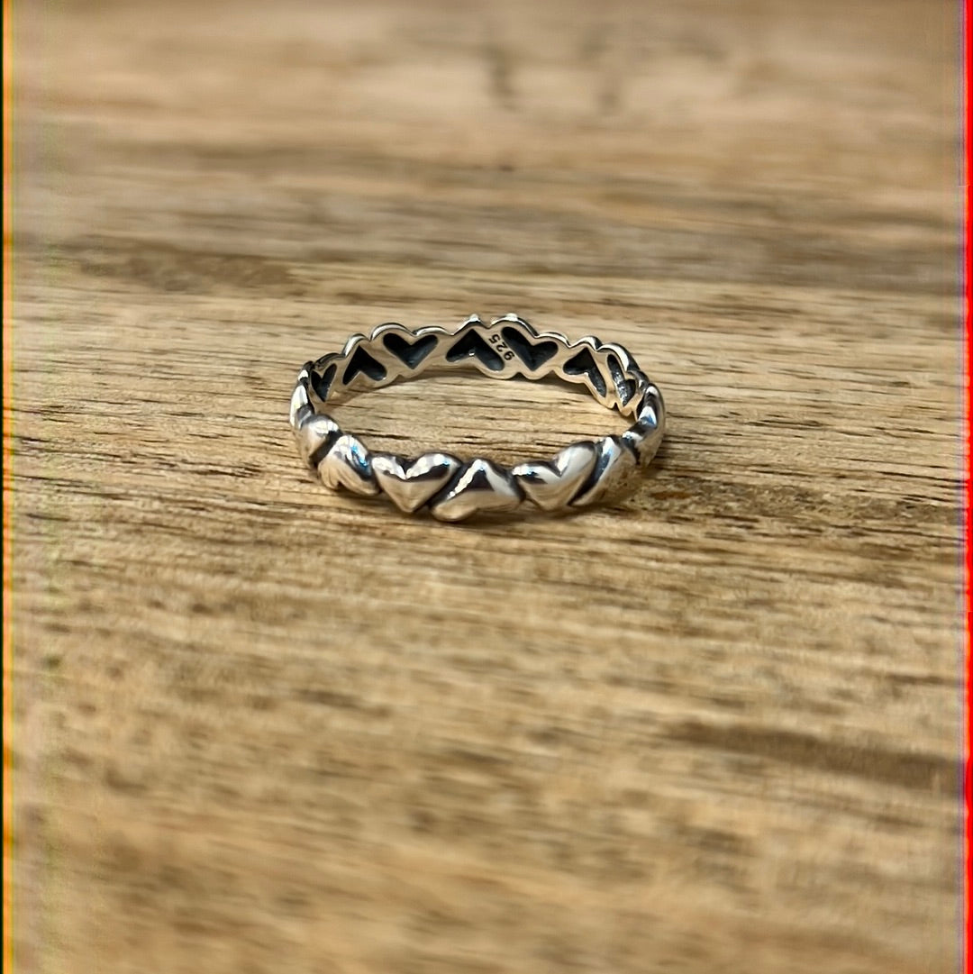 Hearts Ring